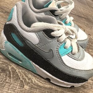 Nike Kids Sneakers - White, Black, and Blue